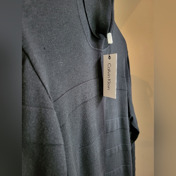 NWT Calvin Klein sweater - Picture 5 of 6